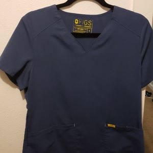 Figs brand scrub top
